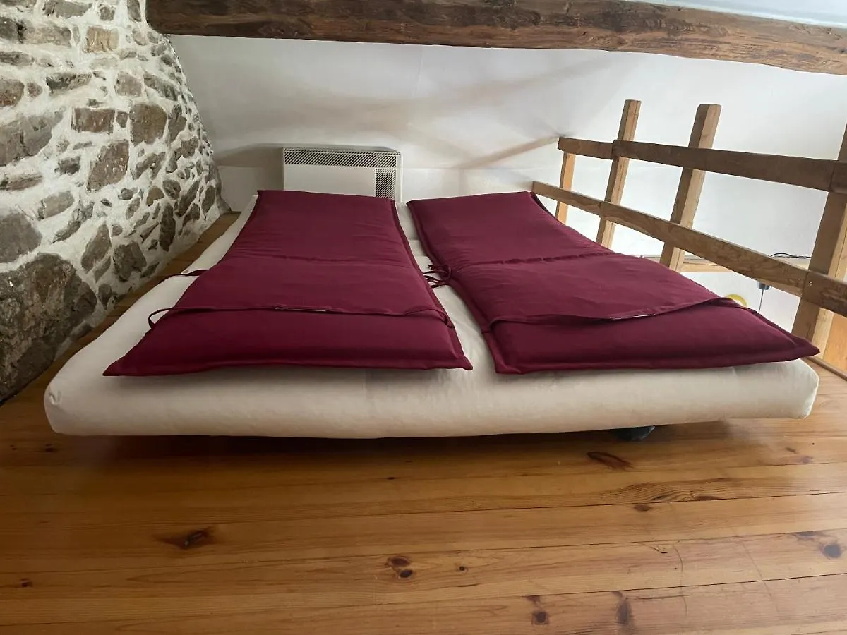 Apartment Charmant Petit Gite Au Coeur De L'Ardeche Saint-Melany